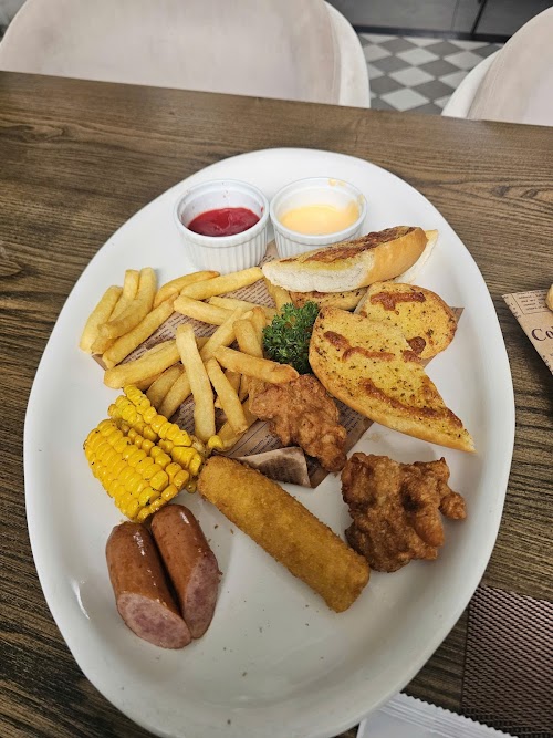 Le Monde Steak